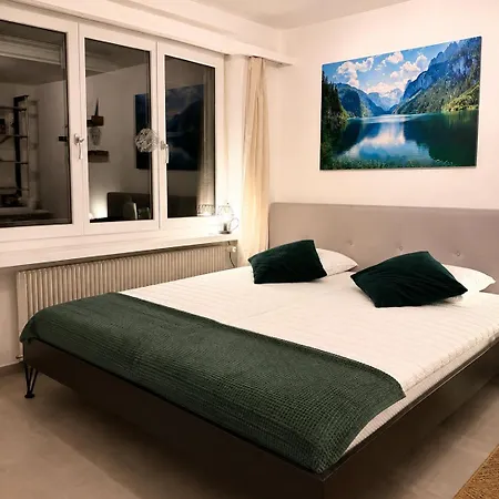Calanda Guesthouse 3* سارغانز